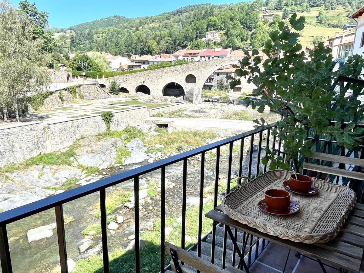 Apartamento Colgante Al Rio Con Vistas Al Puente กัมโปรดอน ภายนอก รูปภาพ
