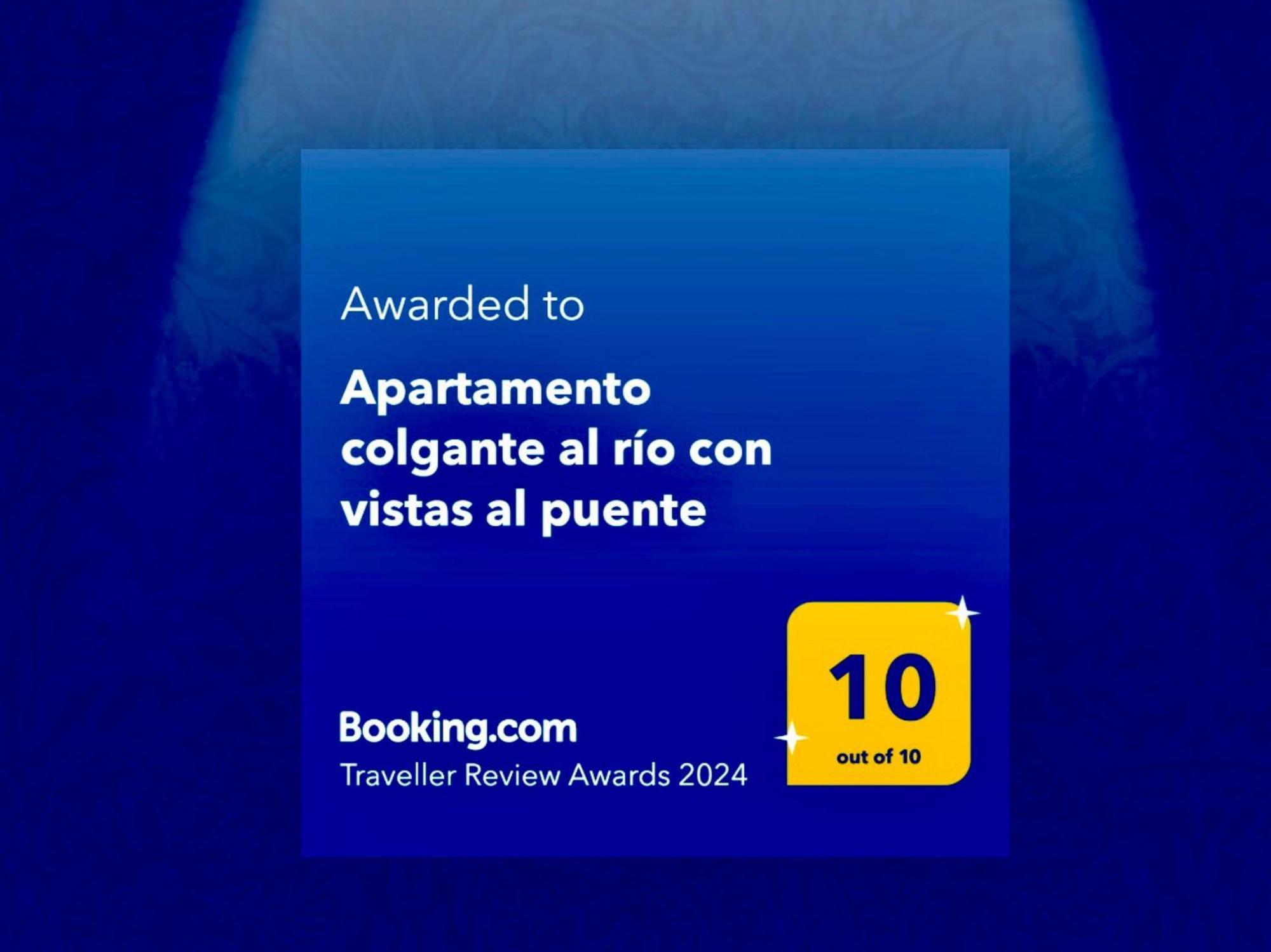 Apartamento Colgante Al Rio Con Vistas Al Puente กัมโปรดอน ภายนอก รูปภาพ